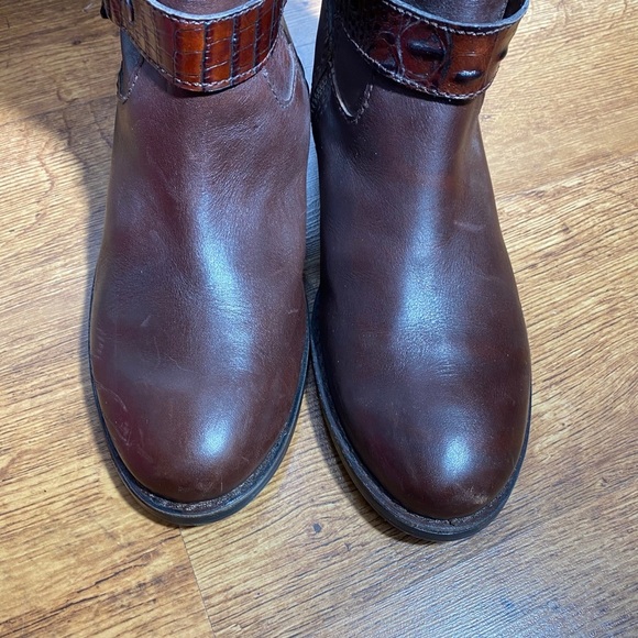 Vince Camuto Womes Boots Fantastic Sz 9.5 Leather - Picture 12 of 15